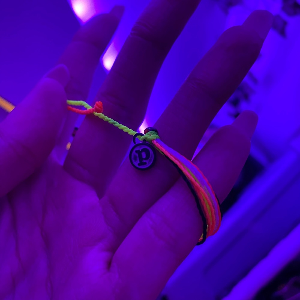 pura vida bracelet